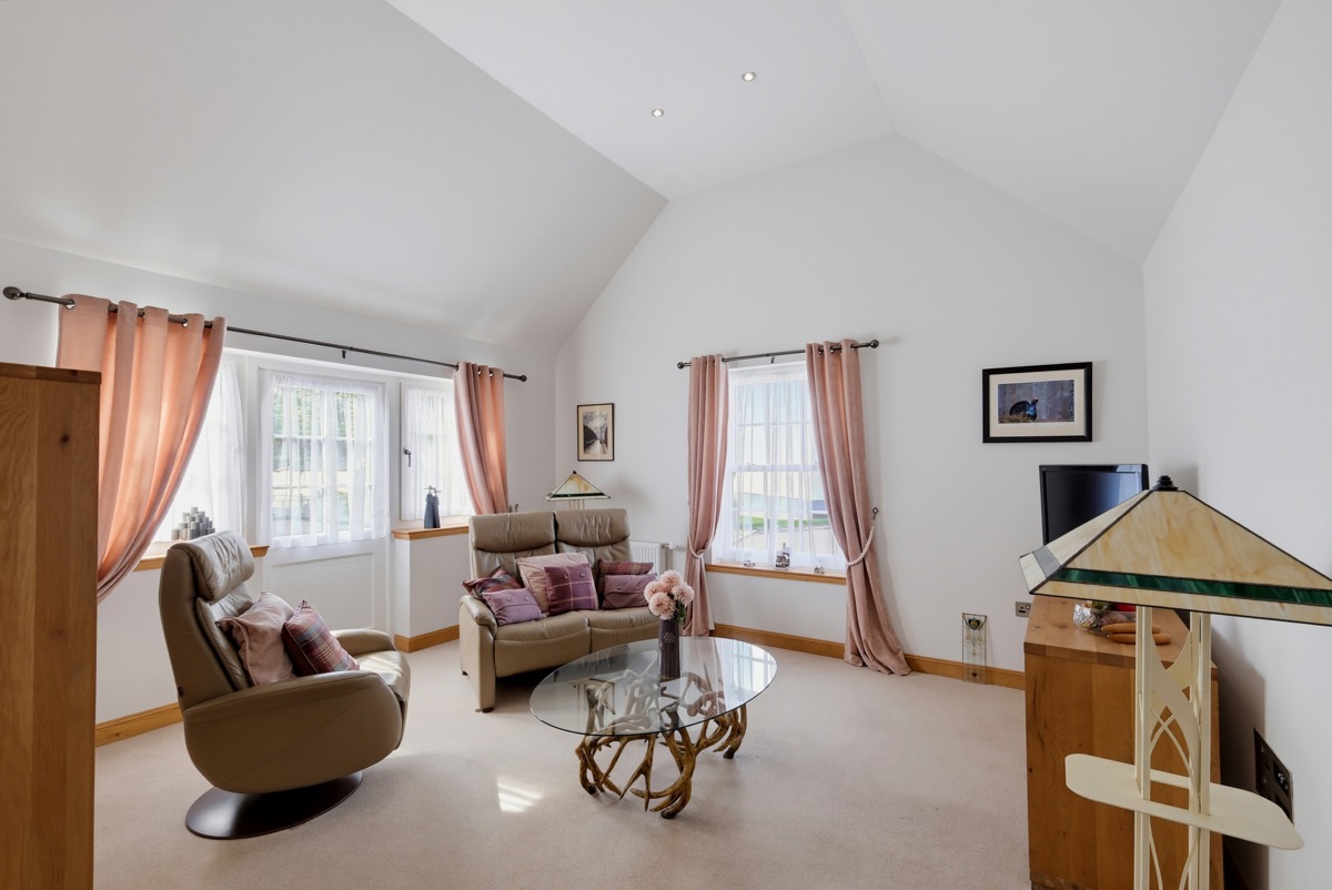 66 Landale Court_1283.jpg