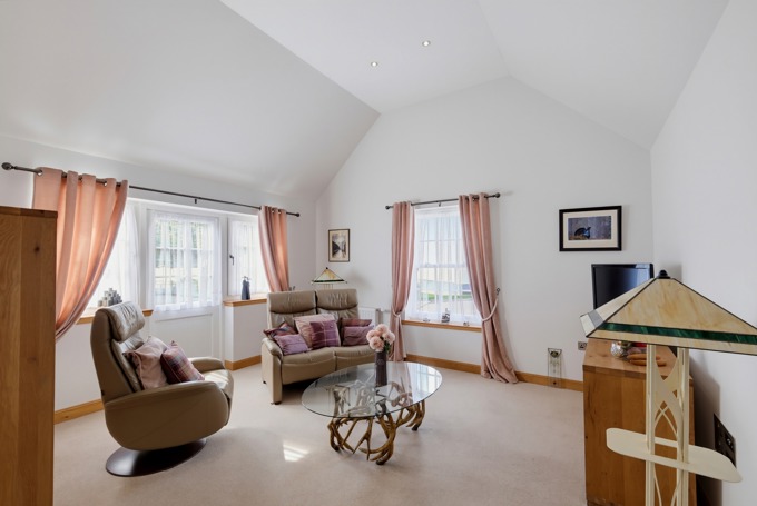 66 Landale Court_1283.jpg