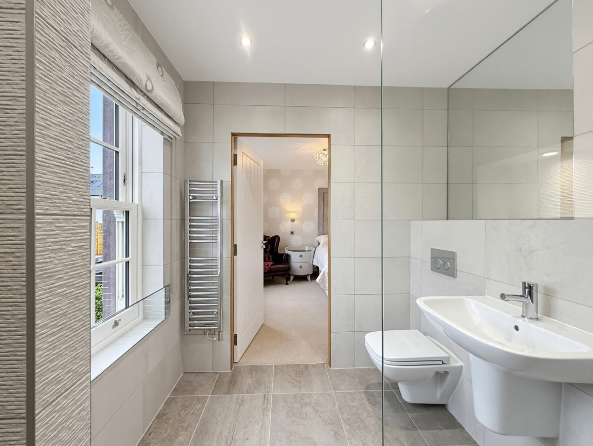 60 Landale Court-9757.jpg