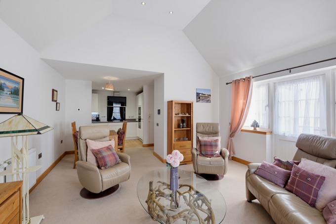 66 Landale Court_1295.jpg