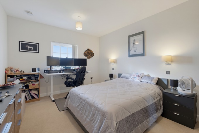 46 Langdale Court- 033.jpg